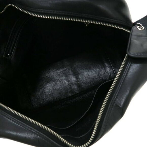 Chanel Bicolor Shoulder Bag - Picture 2 of 9